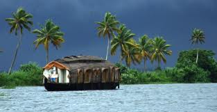 Read more about the article Munnar Tour,Alleppey Tour